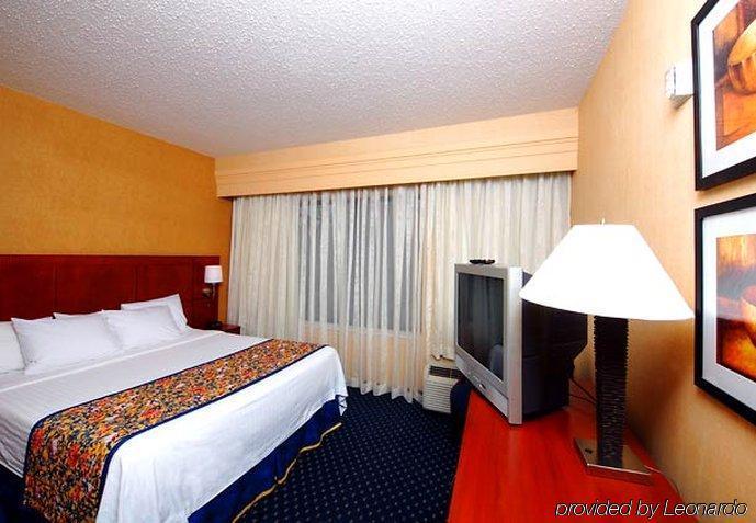 Courtyard By Marriott Knoxville Airport Alcoa Zimmer foto